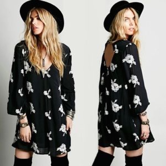 Free People Dresses & Skirts - Free People Black Austin Dress Floral M